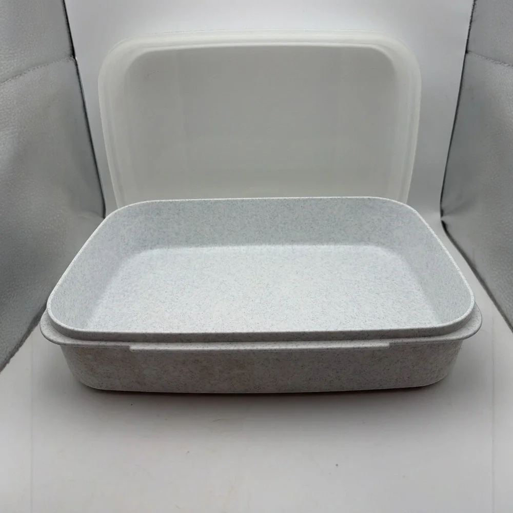 Tupperware 2242D-4 Box 2243E-3 Lid White Speckled Box Container 11x7x4 USA Made